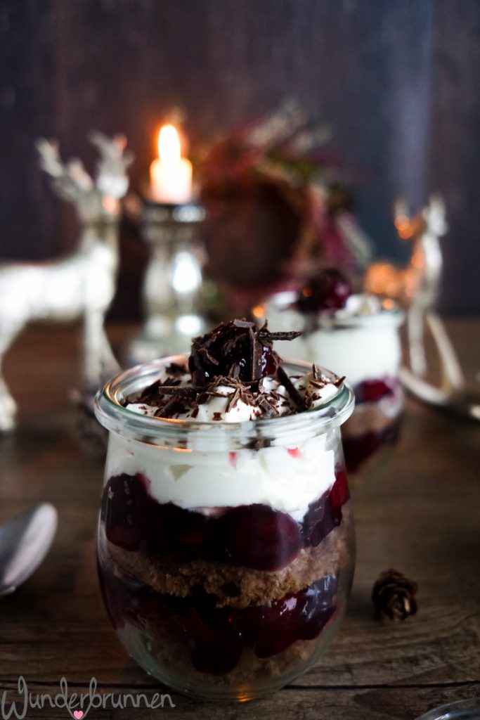 Schwarzwälder Kirschtorte - als Dessert im Glas! - Wunderbrunnen Schwarzwälder Kirschtorte - als Dessert im Glas! - Wunderbrunnen
