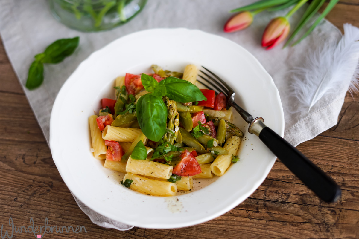 Tortiglioni mit grünem Spargel - Wunderbrunnen - Foodblog - Fotografie